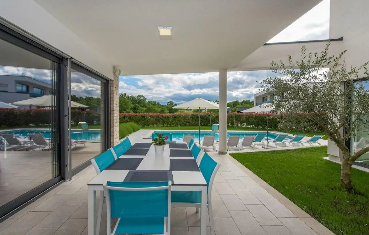 Contemporary Villa Nada With Pool And Sauna Tinjan 0*,  Croazia